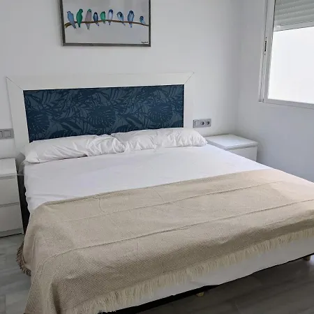 - Primera Linea De Playa Junto Al Paseo Maritimo Apartment *