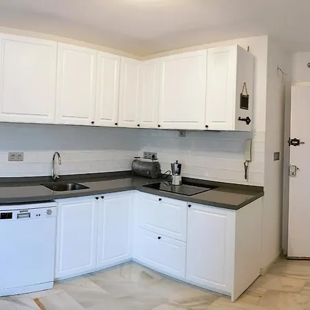 - Primera Linea De Playa Junto Al Paseo Maritimo Apartment Salobrena